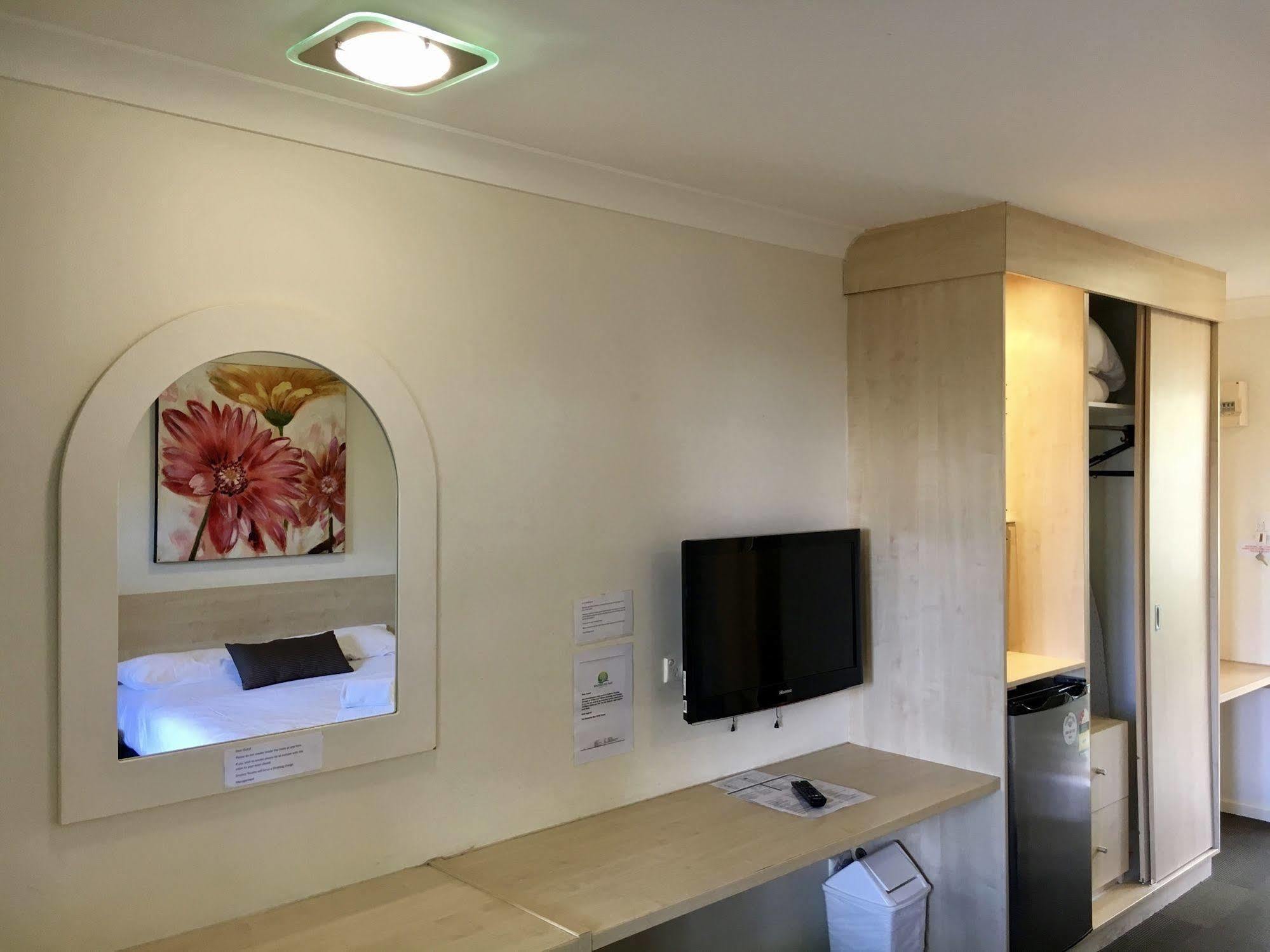 The Waterloo Bay Hotel Brisbane Extérieur photo