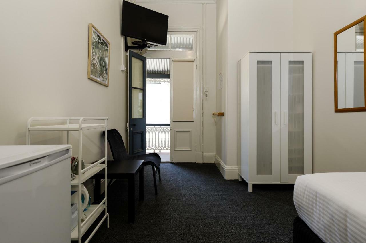 The Waterloo Bay Hotel Brisbane Extérieur photo